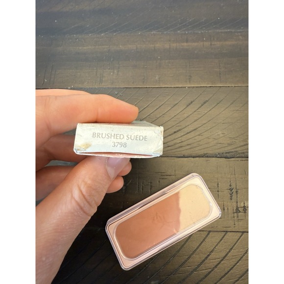 Mary Kay Powder Perfect Cheek‎ Color Brushed Suede 3798 NEW IN BOX Discontinued - Picture 2 of 3